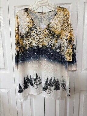 Bealls Women's 1X Grey Snowflake & Snowman V-Neck Tunic Top